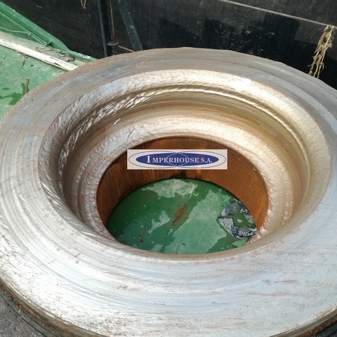 Desgaste en tapa de bomba de draga